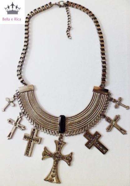 Colar Maxi de Crucifixo Prata com Strass