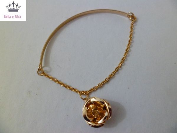 Pulseira Dourado com Pingente de Rosa